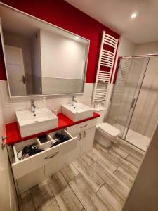 Rua Nova Apartment 28, 3 Dormitorios, WIFI, PS4 y Netflix, a 200m Catedral