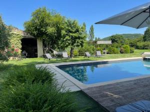 Maisons de vacances Grand Gite avec Piscine - A LOT OF CHARME : Maison 3 Chambres