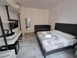 Relux Pretoria Rooms