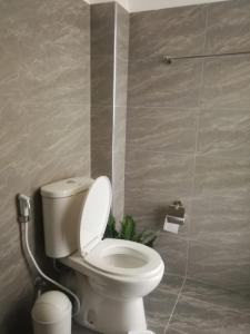 Emoceans - A Coastal Studio Experience in Mtwapa