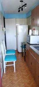 Hospedaje El León , en la boca del subte D y en plena Av Cabildo