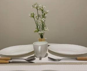 Cozy 1BR nr Ortigas Makati & BGC with Secured Parking