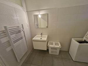 Appartements Appartement lumineux avec 3 chambres : photos des chambres