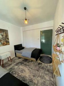 Denize 2 km Manzaralı ve Ferah