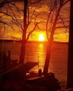 Sunset Heaven - Modern Lake House with Spa - سانت ألبانز