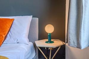 Free ParkingI Brighton BeachI Sleep 6 I Two Bedrooms Apartment