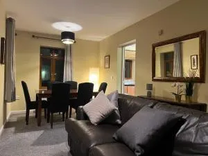 2BR Apartment BT9 with balcony - Ballynahinch