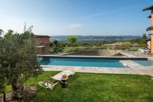 Domus in Cauda - Pool Langhe View - Free Parking & Wi-Fi - Verduno