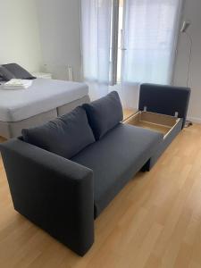 Grand Studio de 37m carrés - RER Laplace et Maison des Examens à 5 minutes à pied