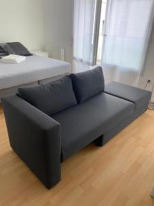 Appartements Grand Studio de 37m carres - RER Laplace et Maison des Examens a 5 minutes a pied : photos des chambres