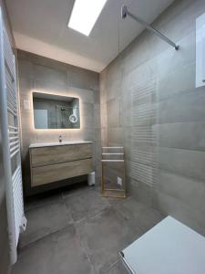 Appartements T4-80m2 superbe vue mer Sant Ambroggio : photos des chambres