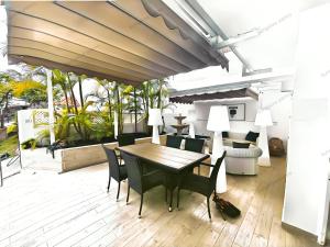 PAMRO moderner Bungalow - 4 Schlafzimmer - 2 Bäder - Whirpool - Ferienanlage mit Pool - Familienfreundlich