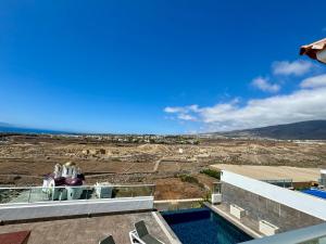 Villa con vista al mar y piscina privada