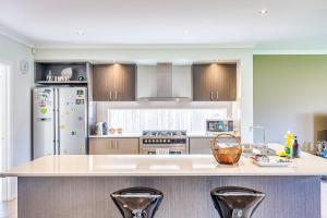 StayAU Spacious Stay Point Cook