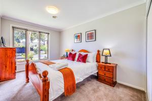 StayAU Spacious Stay Point Cook