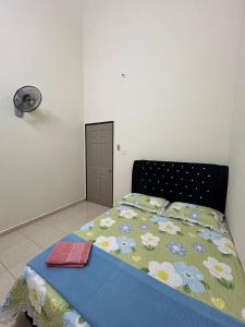 DYanaa Homestay