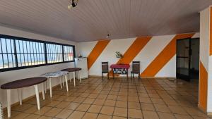 Apto a 200 metros da praia