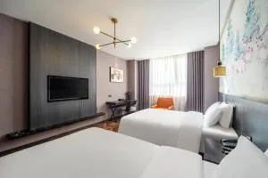 TOWO上品酒店(西安1号线开远门地铁站店) - 咸阳