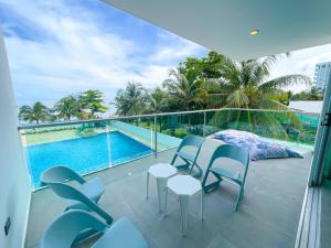 Magico Apartamento Frente al Mar 3 Habitaciones TR22