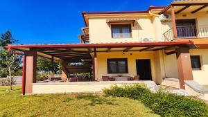 Sunny Private Villa in Sani Beach, 4 bedroom