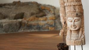 4 bed rooms sea view villa with pool