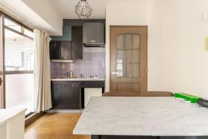 XS24 XROSS STAY Namba10 難波