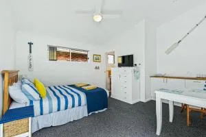 Jado on the Lake, Jervis Bay - Basin View