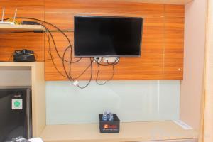 Cozy Studio at Springlake Summarecon Bekasi Apartment By Travelio