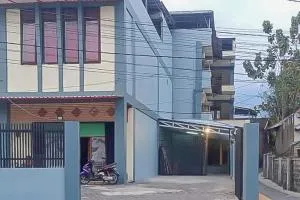 Urbanview Hotel Maharani Garut - Simpen