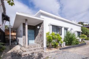 源泉かけ流しの一棟貸し温泉宿The Feet Dogo