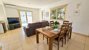 Palmvibes Villa With Private Pool