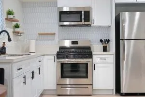 Spacious 1 Bedroom and Studio - Gardena