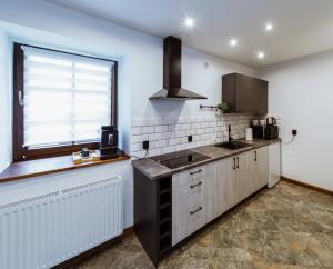 Apartament w środku lasu