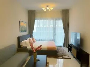 Dream F1 Airport Studio Pool & Gym - Al Wathbah