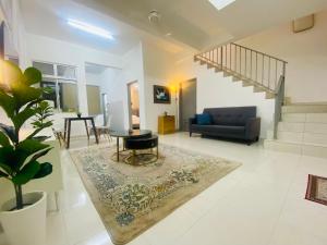 Alyn Home Kluang VI Netflix Coway