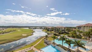 Spa Apartment - Beautiful Views Of Golf Course!