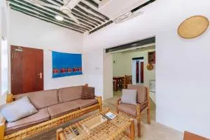 Hakuna Matata at Train's House - Ngambo