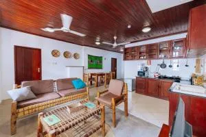 Jambo at Train's House - Ngambo