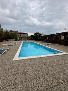 Mobilheim Camping 6 Personen Pool am Meer