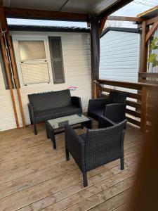 Mobilheim Camping 6 Personen Pool am Meer