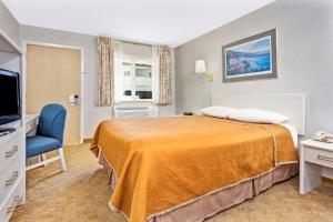 Deluxe Queen Room - Non-Smoking room in Travelodge by Wyndham Mill Valley/Sausalito