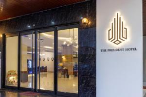 The President Hotel at Chokchai 4