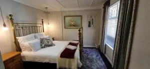 Varykino Cottage - 雷因恩道尔