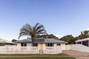 Yo Caba Caba - Beach House with a Colourful Twist! - Pottsville