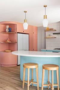 Yo Caba Caba - Beach House with a Colourful Twist!