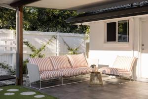 Yo Caba Caba - Beach House with a Colourful Twist!