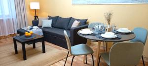 Historic Old Town Escape Cozy 2 Bedrooms Perfect location