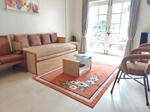 Chandralok Service Apartments