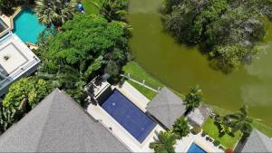 Lake view 3 bedrooms Pool Villa