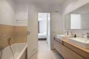 Colinas - Agora 2-3 DELUXE 1B